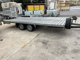 Remolques plataforma venta y alquiler