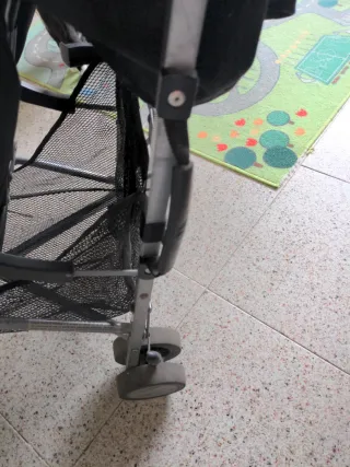 Seggiolini passeggino MC Claren per bambini molto leggeri