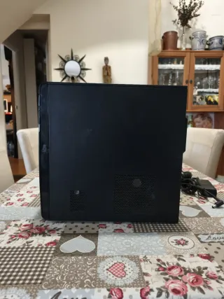 Torre PC Compaq Negra