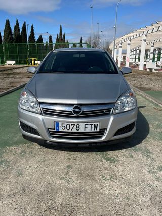 Opel Astra 2007