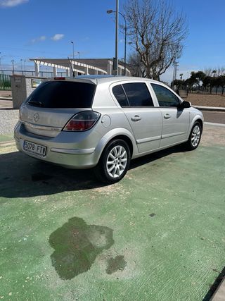 Opel Astra 2007