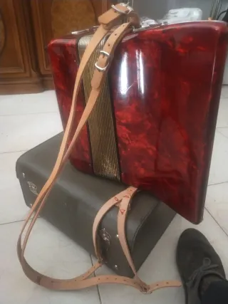 Fisarmonica Hohner 48 Bassi