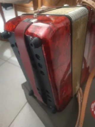 Fisarmonica Hohner 48 Bassi