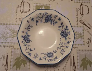 Vajilla Churchill Octogonal Azul Flores