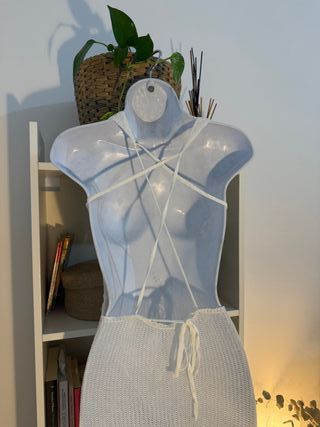 Vestido largo blanco calado espalda cruzada - TU