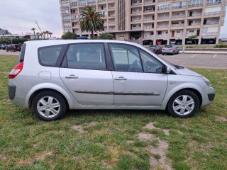 Renault Grand Scenic 2005