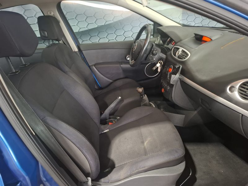 Renault Clio 2006, foto 12