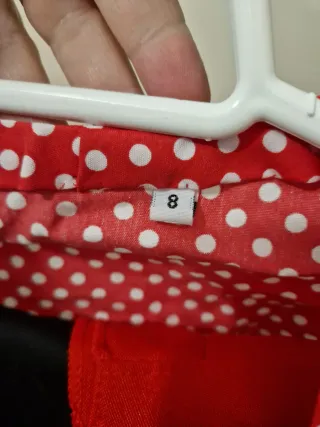 Traje de Flamenco Niño. Nuevo sin usar. Rojo y Neg