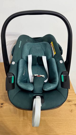 Maxi Cosi Pebble 360 + FamilyFix 360