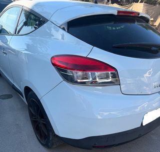 DESPIECE DE RENAULT MEGANE III COUPÉ 1.6 16V 2011