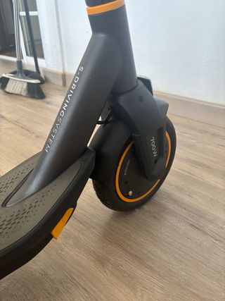 Patinete Eléctrico Cecotec Bongo M30