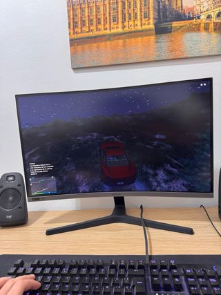 Monitor Samsung 27 240HZ Curvo Negro/Gris