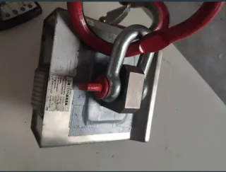 Báscula dinamométrica 5000 kg con gancho