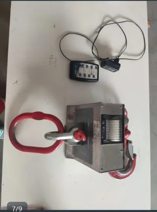 Báscula dinamométrica 5000 kg con gancho