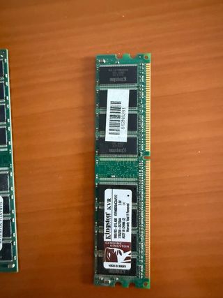 2Módulos de memoria RAM Kingston