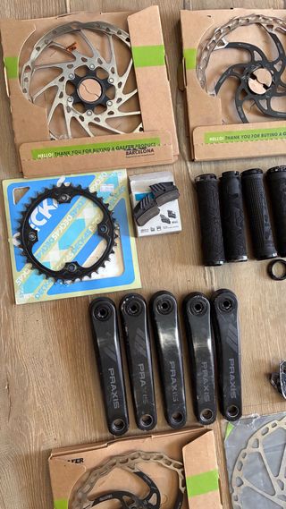 Accesorios usados MTB: Frenos, Cadena, Cassette...