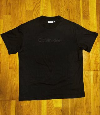 Camiseta Calvin Klein Negra