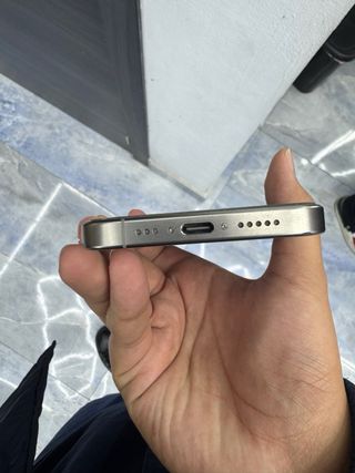 iPhone 15 Pro 128GB Plata Impecable