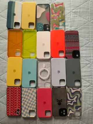 iPhone 12 Azul 128GB + 19 Fundas