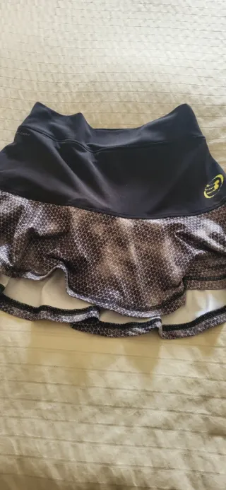 Falda Bullpadel Negra y Gris Talla M