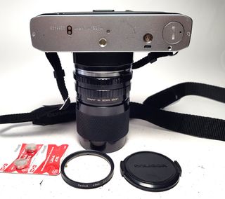 Olympus OM-10 con SOLIGOR DUALFOCAL f=85+135mm/1:4