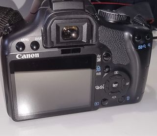 Cámara Canon EOS 450D + Objetivo 18-55mm