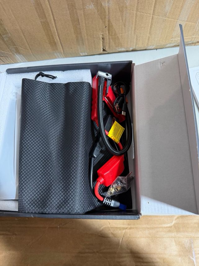 Arrancador Coche con Bomba de Aire LD12