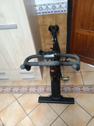 Bicicleta Estática Bodytone BS60