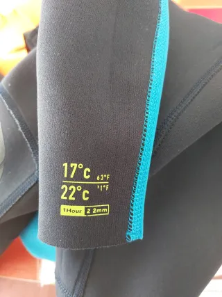 Mono neopreno Decathlon niño 8 años