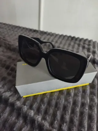 Gafas de sol Hawkers negras de mujer