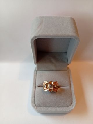 Anillo Oro 18kt con Diamantes
