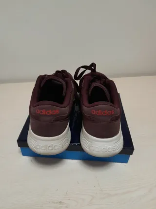 Zapatillas Adidas Moradas y Rojas