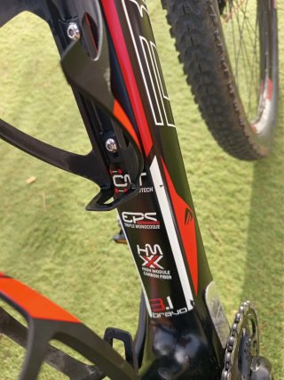 Berria Bravo Carbono 29 GX Eagle RockShox Reba XC