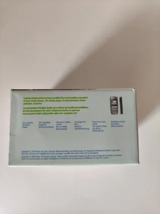 Cellulare Nokia 3210 con scatola