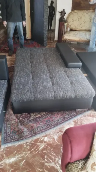 Sofá modular gris y negro