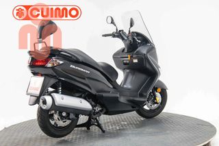 SUZUKI BURGMAN 200