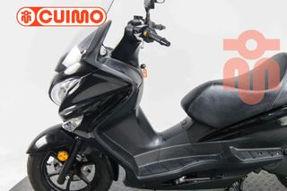SUZUKI BURGMAN 200