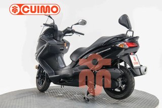SUZUKI BURGMAN 200