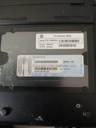 HP Portátil Plata y Negro