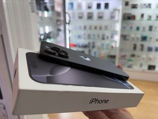 iPhone 16 Pro Max 256GB nero batteria 92% come nuovo