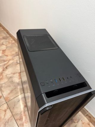 PC de Sobremesa Negro