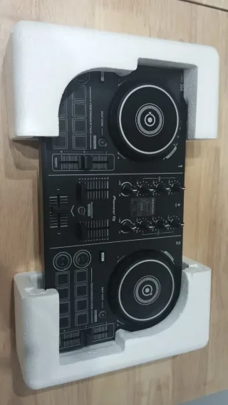 Controlador DJ Pioneer DDJ-200