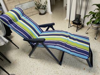Sillón reclinable jardín rayas