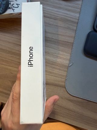 Caja iPhone 15 Pro Max