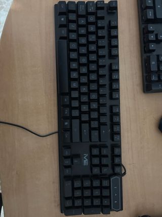 Teclados uno Mecánico Profesional y Ratón Gaming