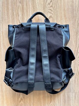 Mochila Unisex Zara Negra