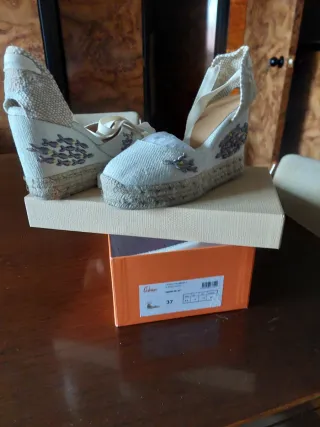Alpargatas Castañer Beige T.37 Nuevas