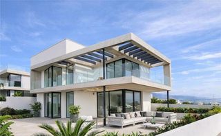 Chalet en alquiler en Nueva Andalucía centro en Marbella