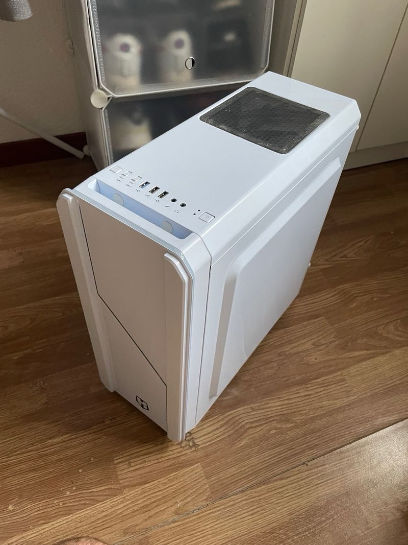 PC ordenador sobremesa blanco afbeelding 2