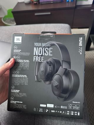 Cascos JBL TUNE 770NC Negros